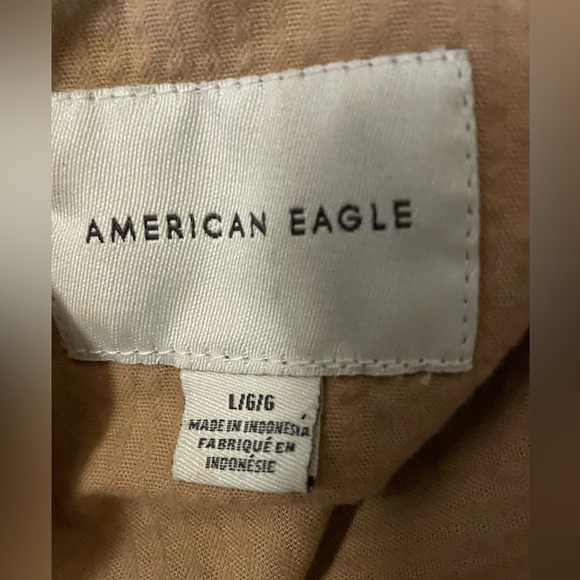 American Eagle Corduroy Cropped Button Up Shirt Tan Size Large - Picture 5 of 10